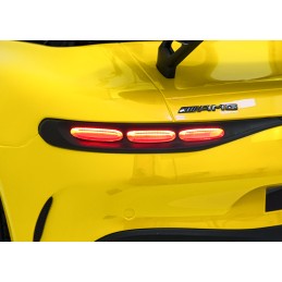 Pojazd Mercedes Benz GT63 AMG Żółty