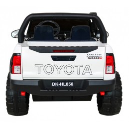 Pojazd Toyota Hilux Biała